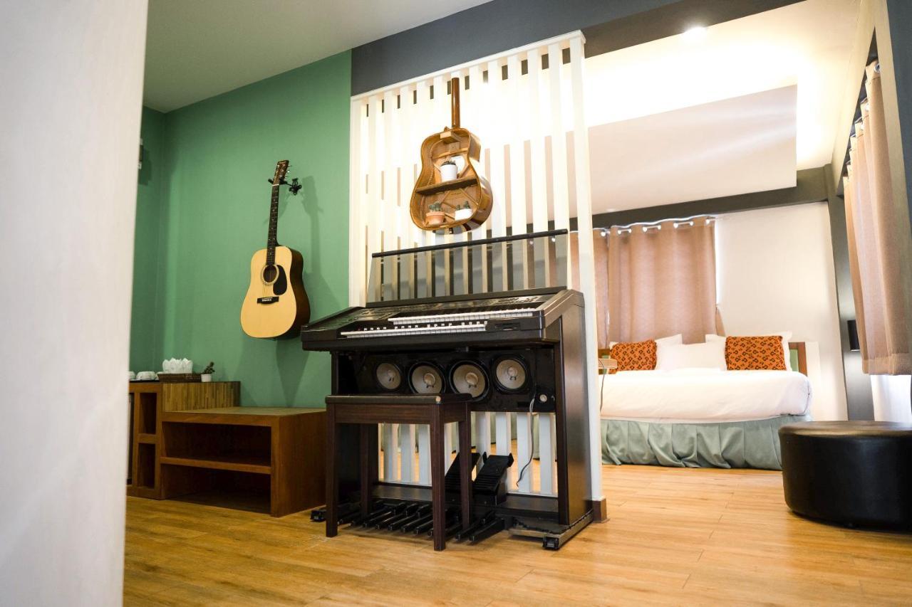 My Way Hua Hin Music Hotel Sha Extra Plus Extérieur photo